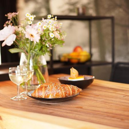 Stay At Smilla - Boutique Apartments Mit Kueche - Parken - Klima - Netflix - Waschmaschine Wiesbaden Esterno foto