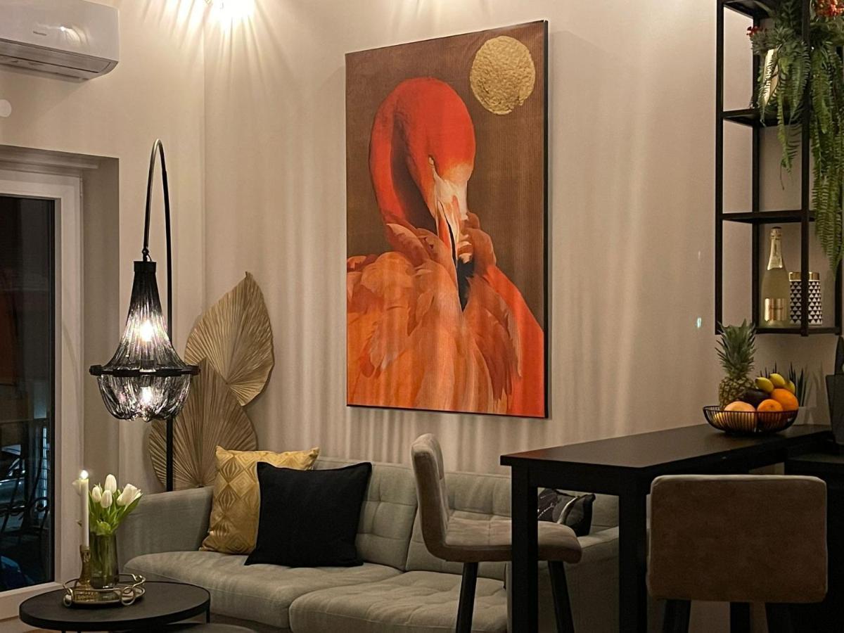Stay At Smilla - Boutique Apartments Mit Kueche - Parken - Klima - Netflix - Waschmaschine Wiesbaden Esterno foto