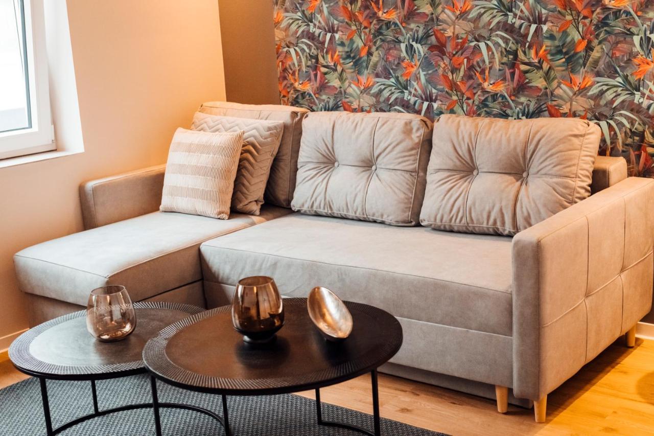 Stay At Smilla - Boutique Apartments Mit Kueche - Parken - Klima - Netflix - Waschmaschine Wiesbaden Esterno foto
