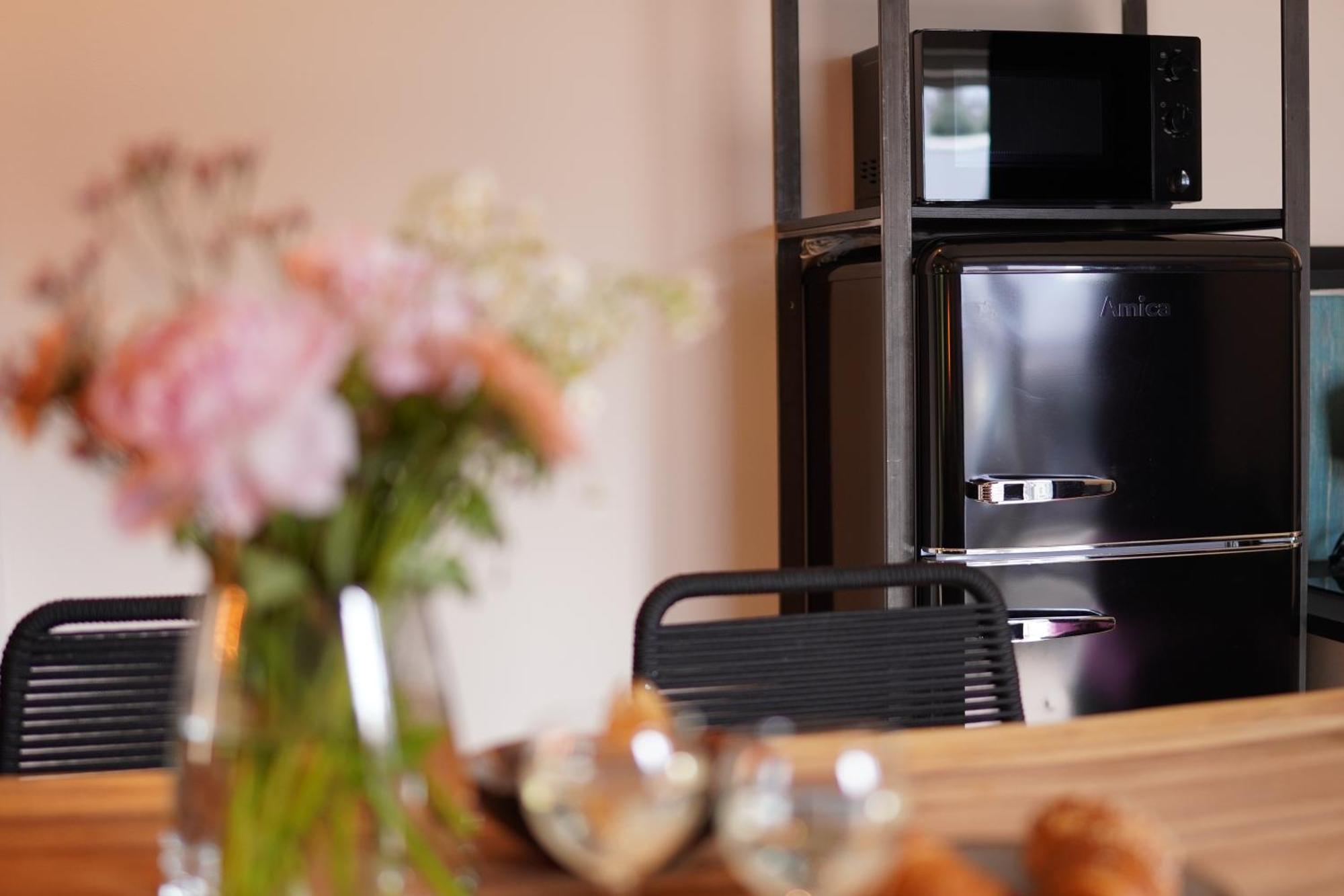 Stay At Smilla - Boutique Apartments Mit Kueche - Parken - Klima - Netflix - Waschmaschine Wiesbaden Esterno foto