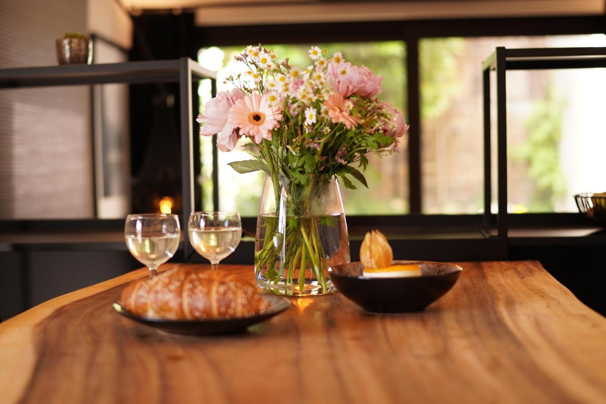 Stay At Smilla - Boutique Apartments Mit Kueche - Parken - Klima - Netflix - Waschmaschine Wiesbaden Esterno foto