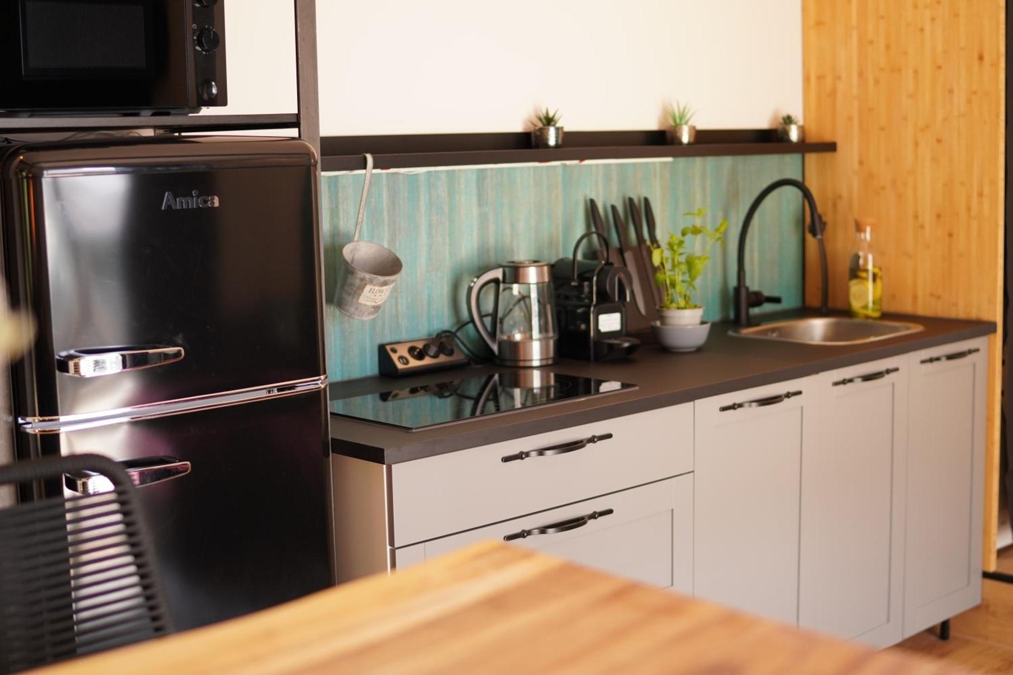 Stay At Smilla - Boutique Apartments Mit Kueche - Parken - Klima - Netflix - Waschmaschine Wiesbaden Esterno foto