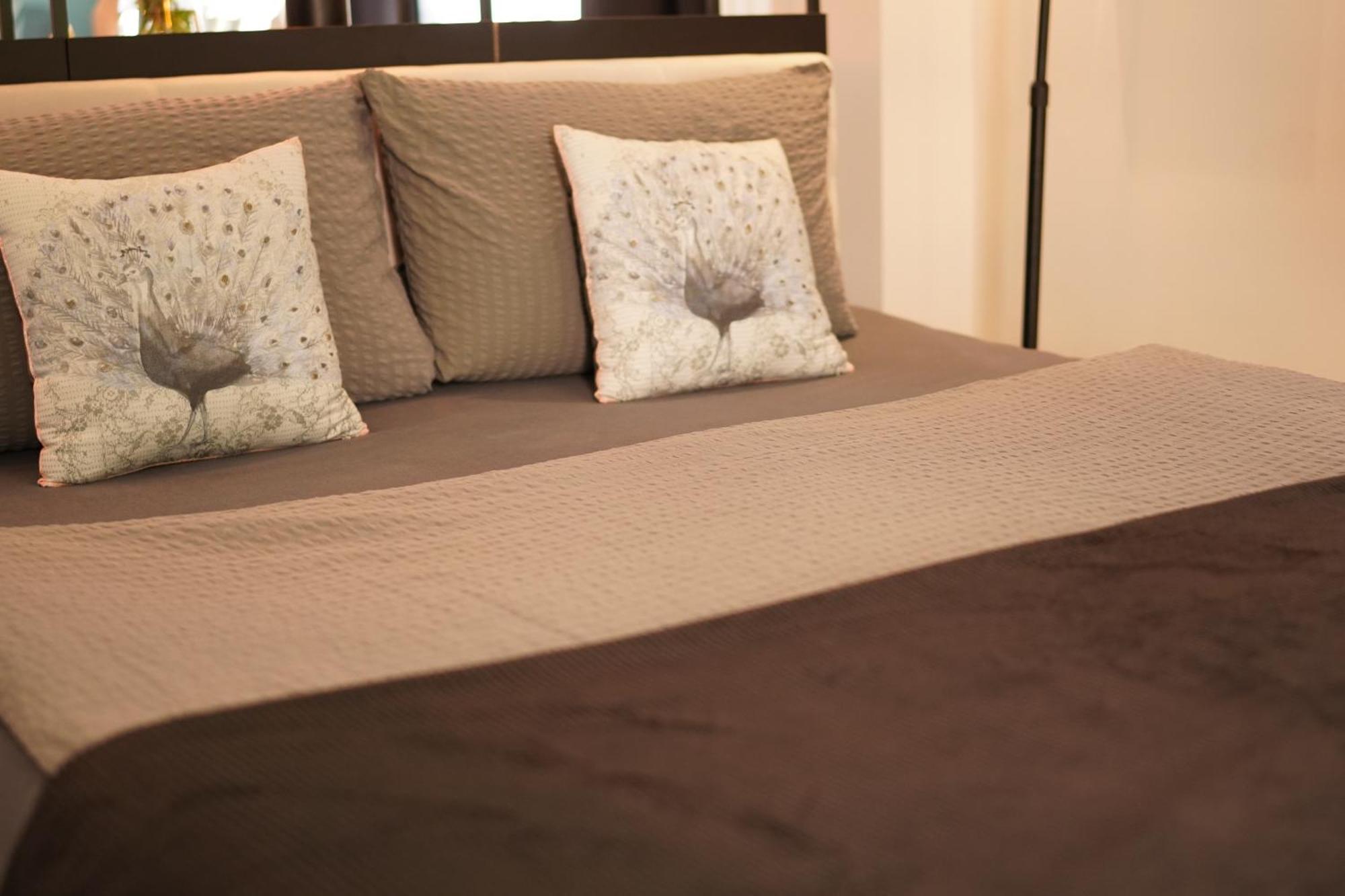Stay At Smilla - Boutique Apartments Mit Kueche - Parken - Klima - Netflix - Waschmaschine Wiesbaden Camera foto